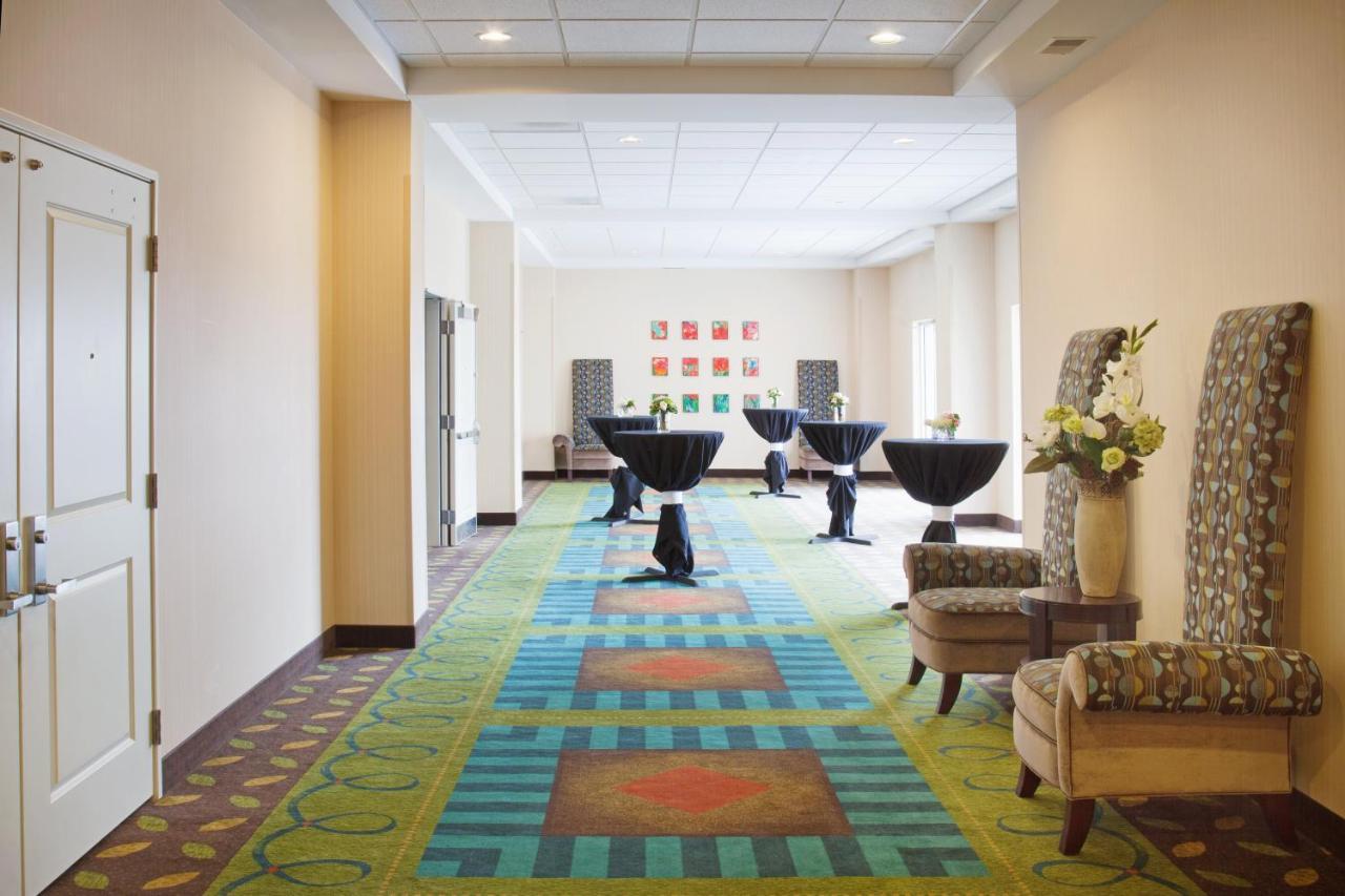 Holiday Inn Lincoln Southwest By Ihg Εξωτερικό φωτογραφία
